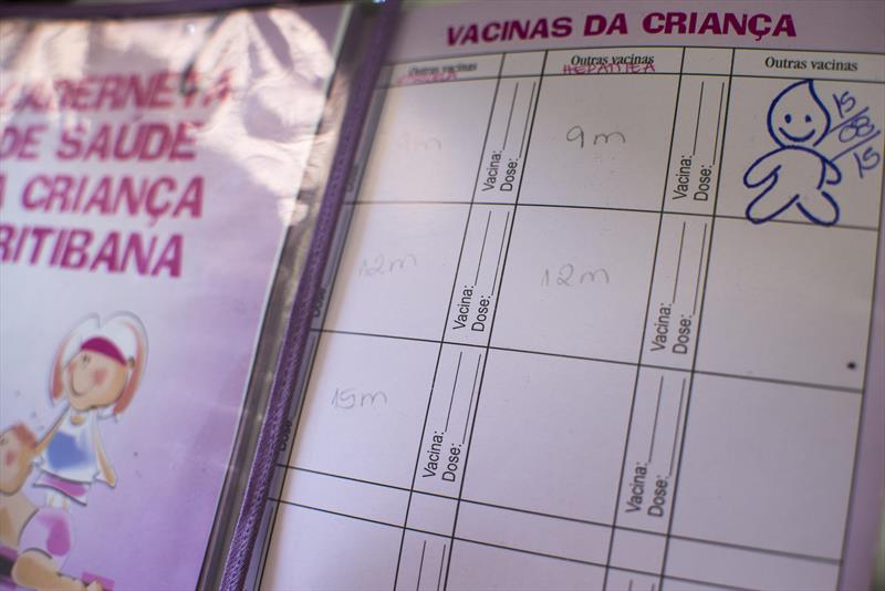 No Paraná é Lei apresentar a declaração e carteirinha de de vacinação no ato da matrícula nas escolas estaduais e municipais. Foto: Gabriel Rosa / SMCS